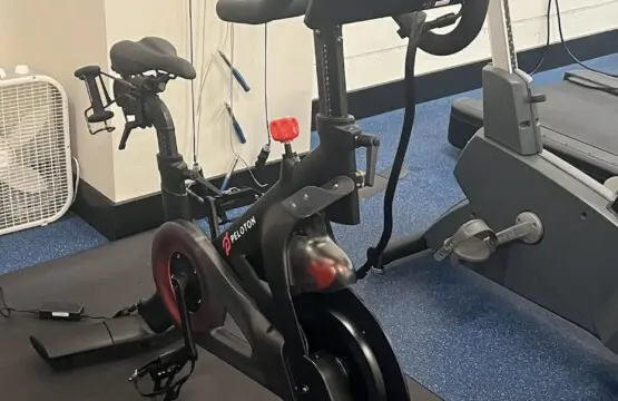 48e71de7 ff88 41 iNdXd