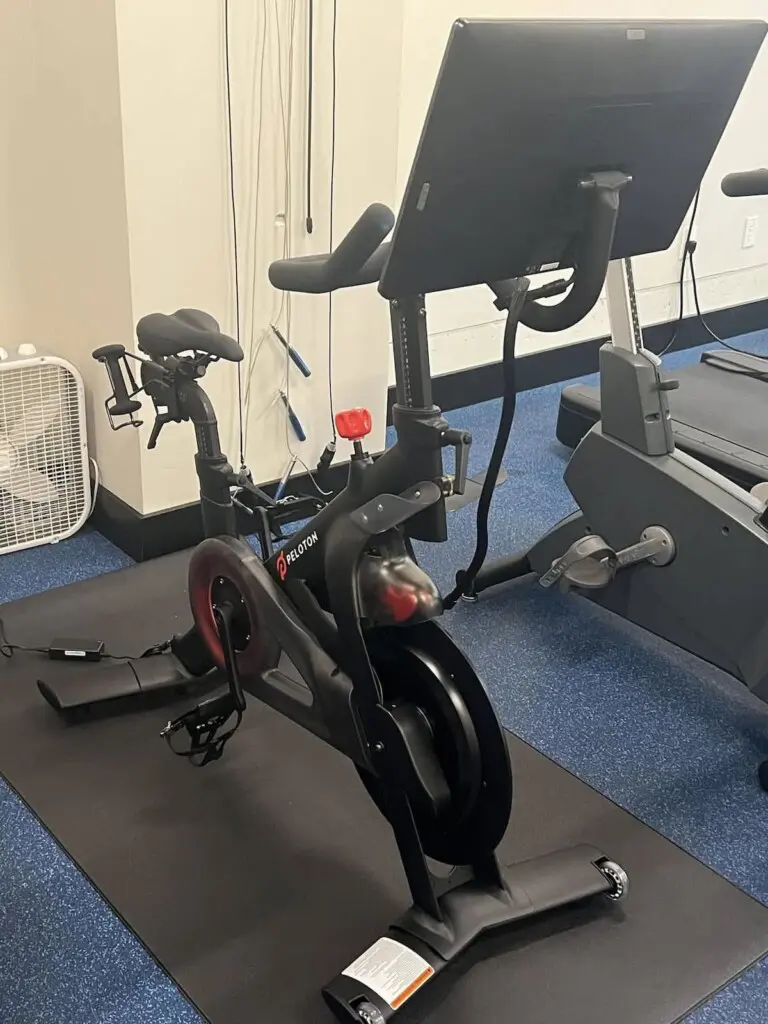 48e71de7 ff88 41 iNdXd