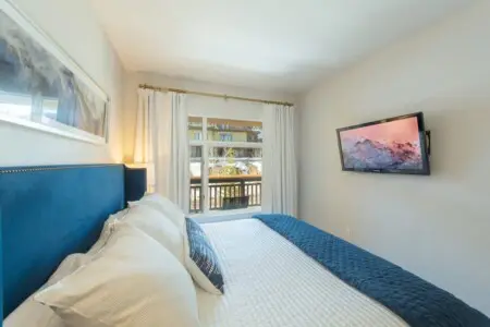 4dc968b7 7ebf 4c x4 bu