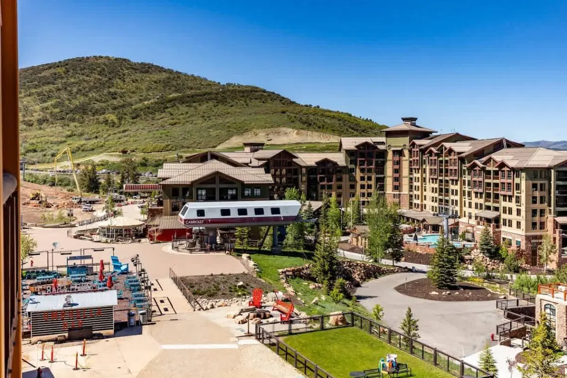 75491958 8893 40 Y8SwA