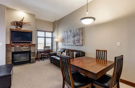 7d93bf69 9f04 40 AezRa