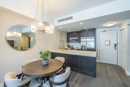 b2c78200 e067 41 bN Rt