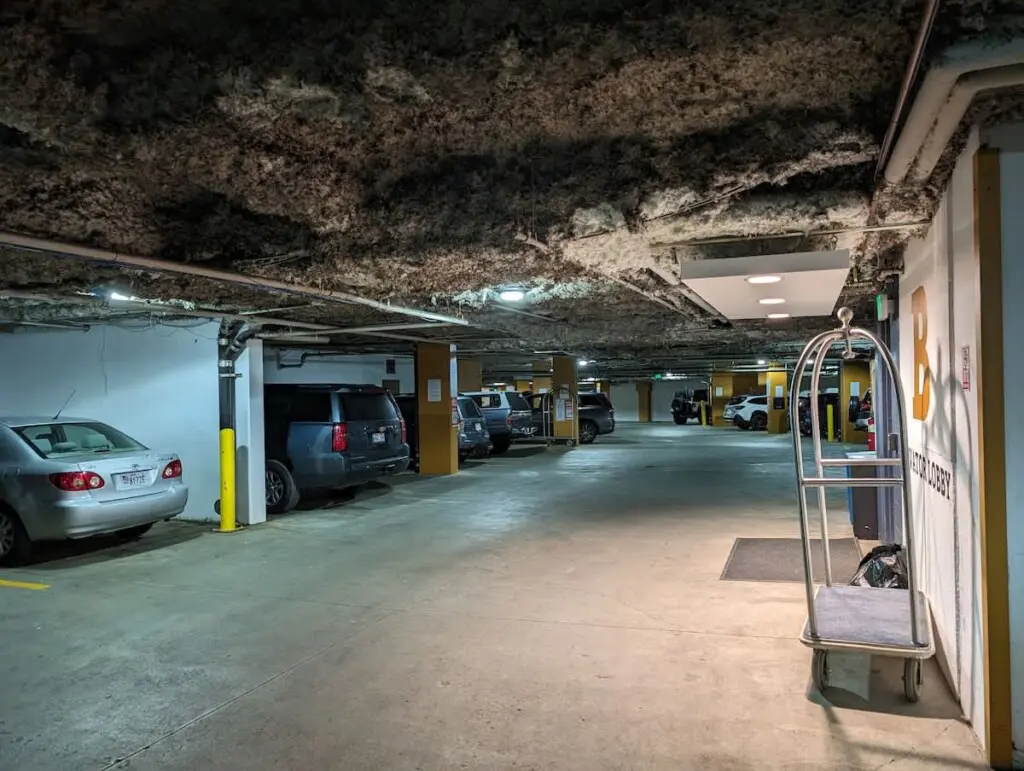 e401c1c1 abee 4b dcDpa